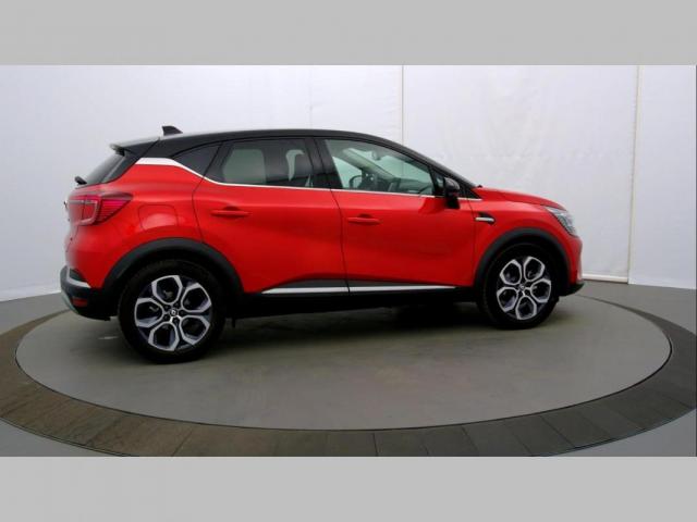 Renault Captur image 1