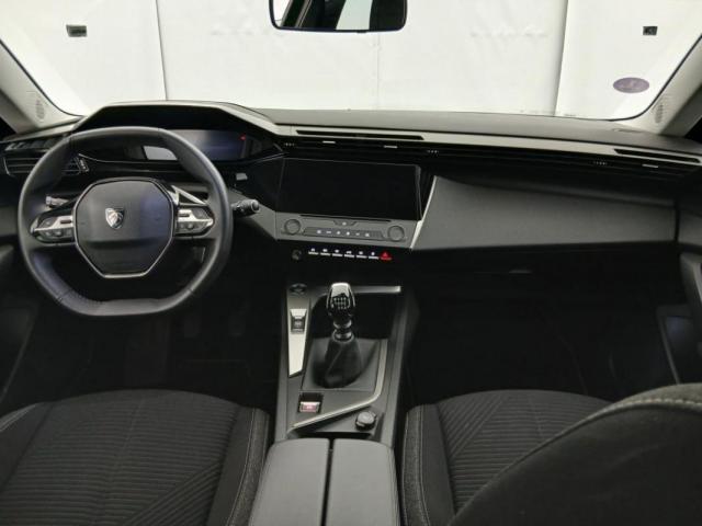 Peugeot 308 image 2