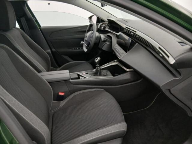 Peugeot 308 image 1