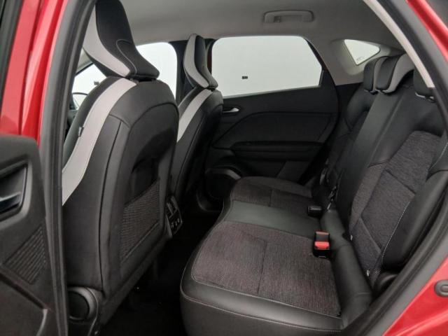 Renault Captur image 3