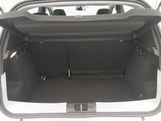 Dacia Sandero image 2