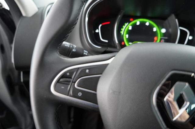 Renault Grand Scénic image 8