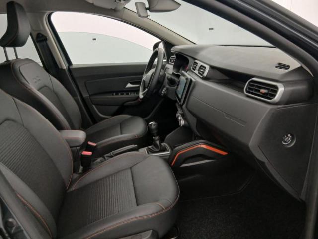 Dacia Duster image 5