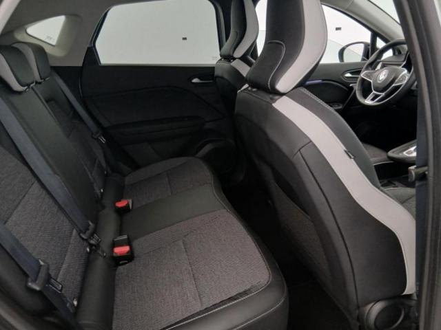 Renault Captur image 9