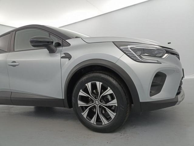 Renault Captur image 2