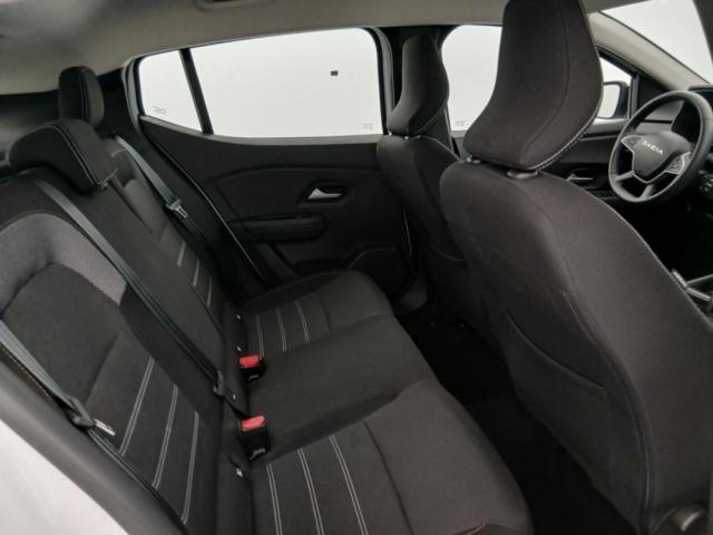 Dacia Sandero image 9