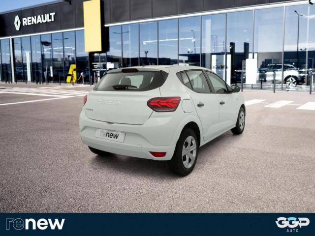 Dacia Sandero image 1