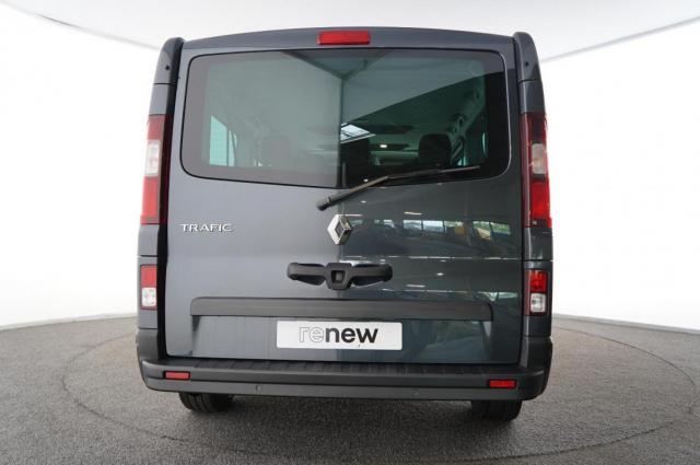 Renault Trafic image 8