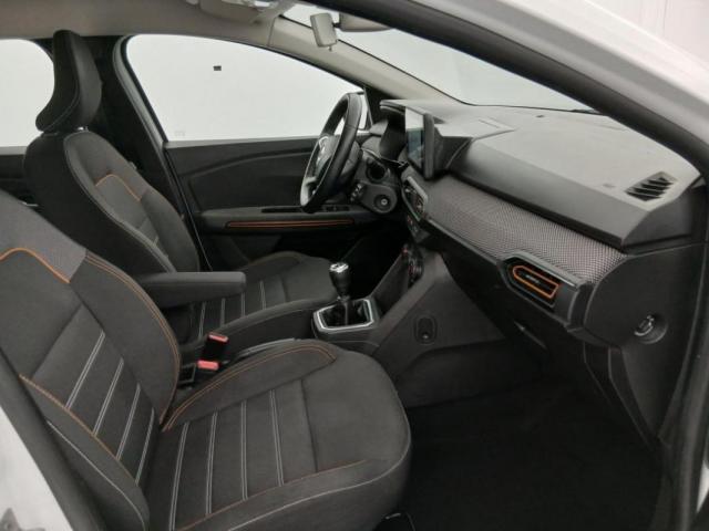 Dacia Sandero image 2