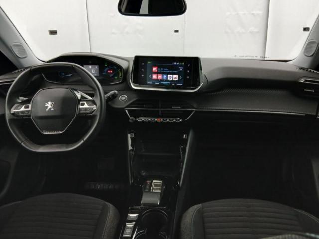 Peugeot 2008 image 7