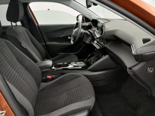 Peugeot 2008 image 5