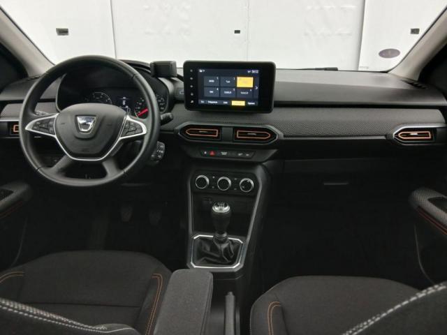 Dacia Sandero image 8