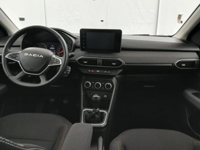 Dacia Sandero image 2