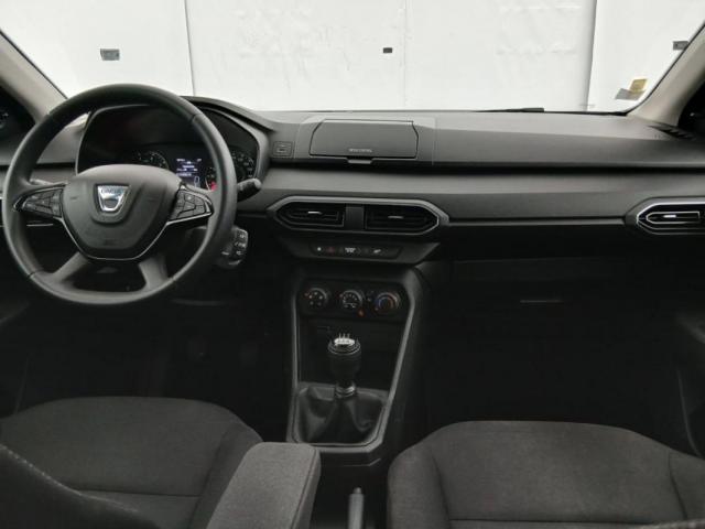 Dacia Sandero image 2
