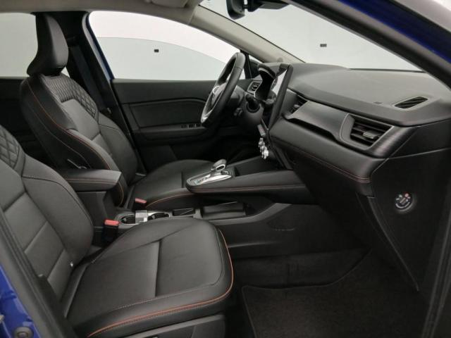 Renault Captur image 8