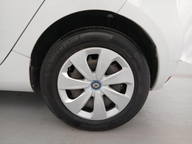 Renault Zoe image 8