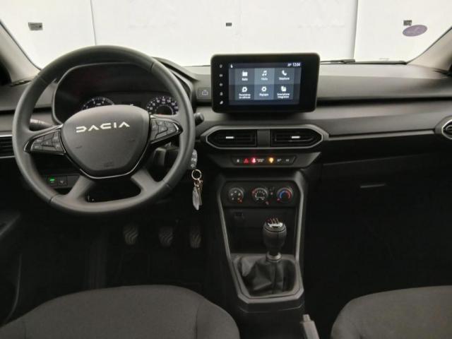 Dacia Sandero image 2