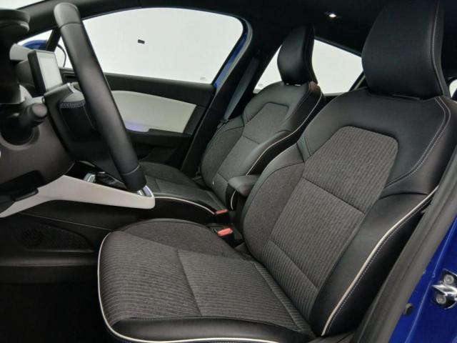 Renault Clio image 8