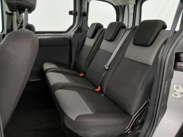 Renault Kangoo image 4