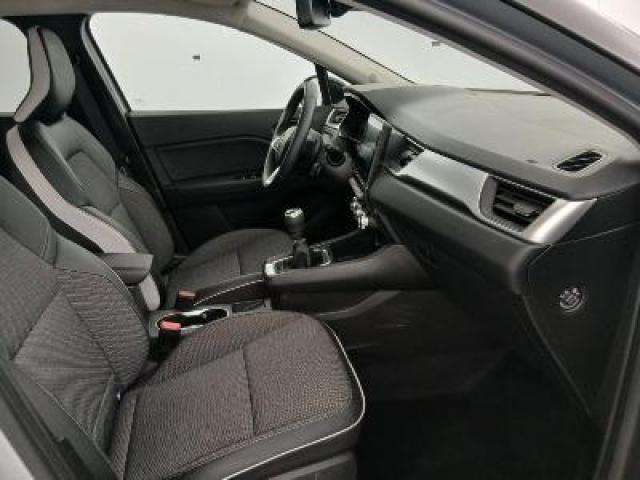 Renault Captur image 2