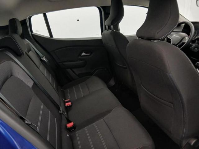Dacia Sandero image 2
