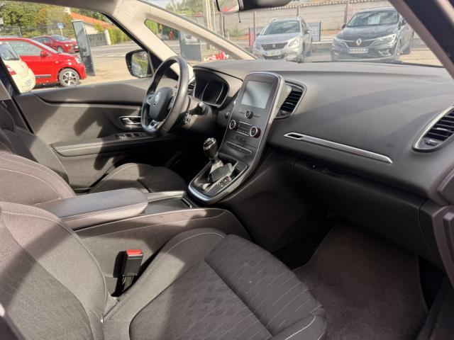 Renault Scénic image 8