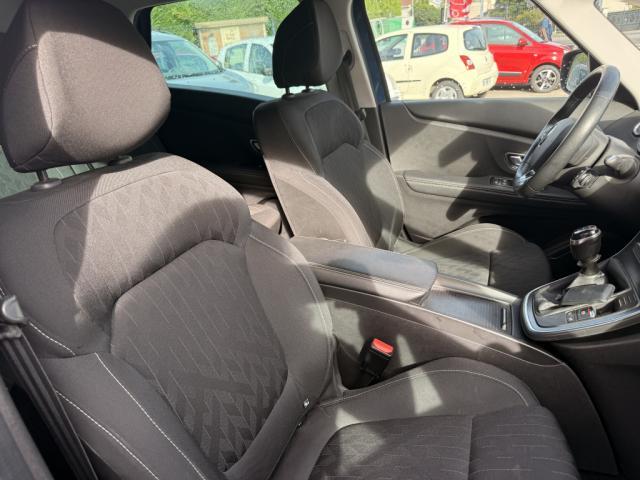 Renault Scénic image 1
