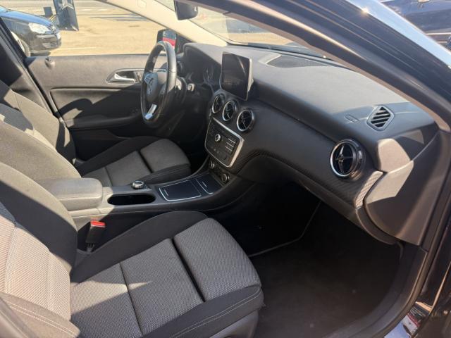 Mercedes Benz Gla image 6