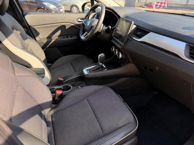 Renault Captur image 1