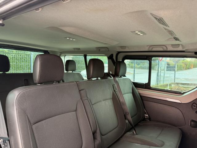 Renault Trafic image 8