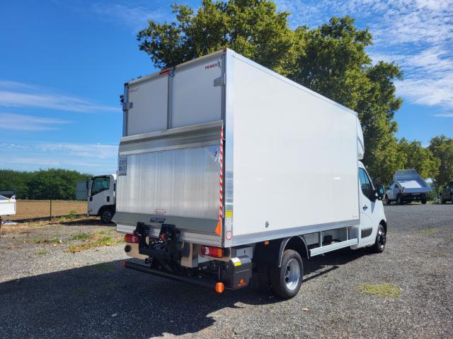 Nissan Interstar image 2