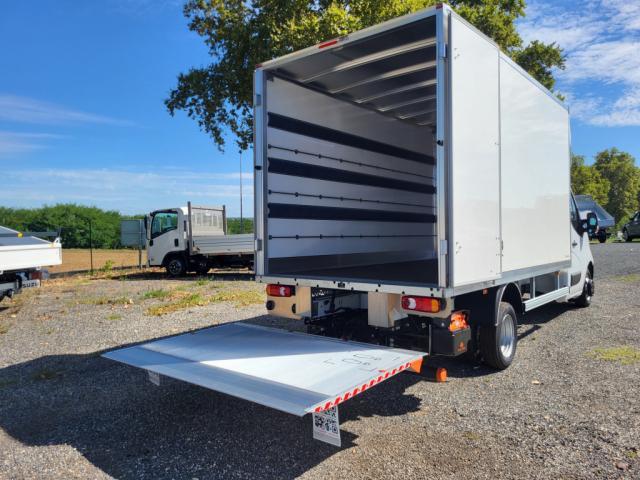 Nissan Interstar image 3