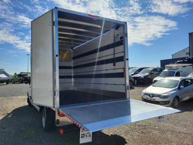 Nissan Interstar image 7