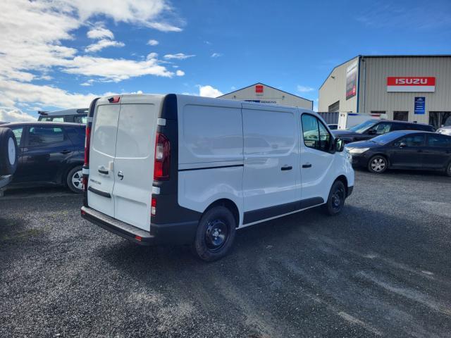 Nissan Primastar image 4