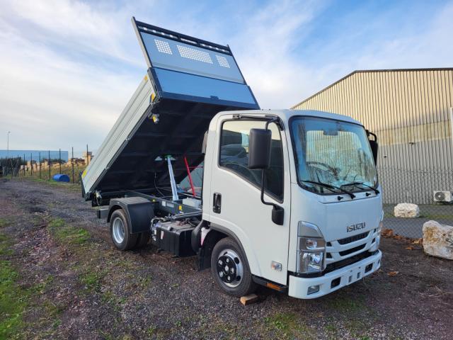 Isuzu M21 image 5
