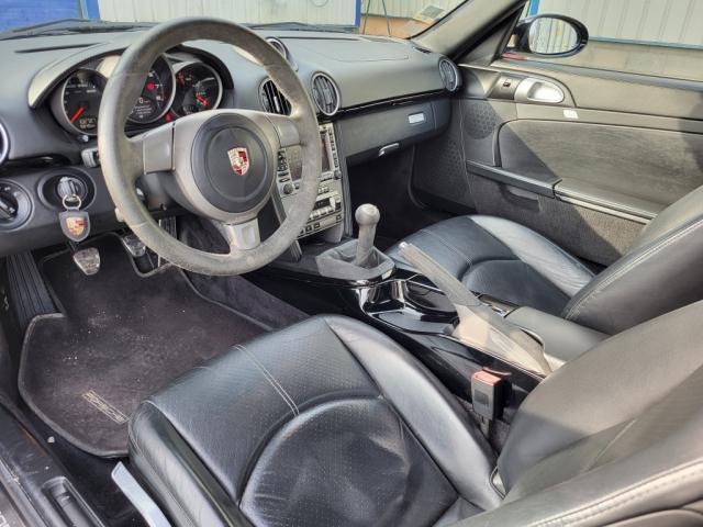 Porsche Cayman image 8