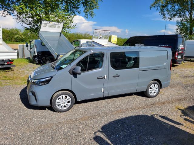 Nissan Primastar image 2