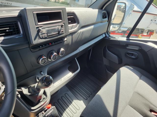 Renault Master image 6