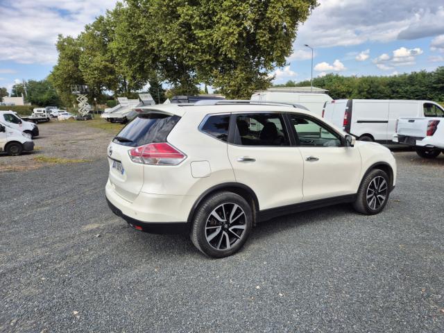 Nissan X-Trail image 2