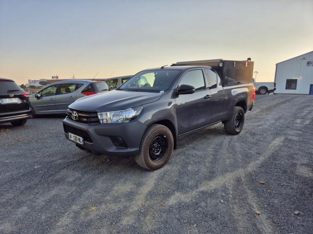 Toyota Hilux image 4
