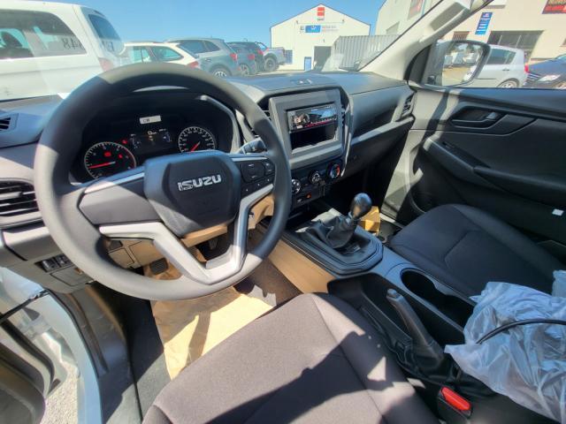 Isuzu D-Max image 1
