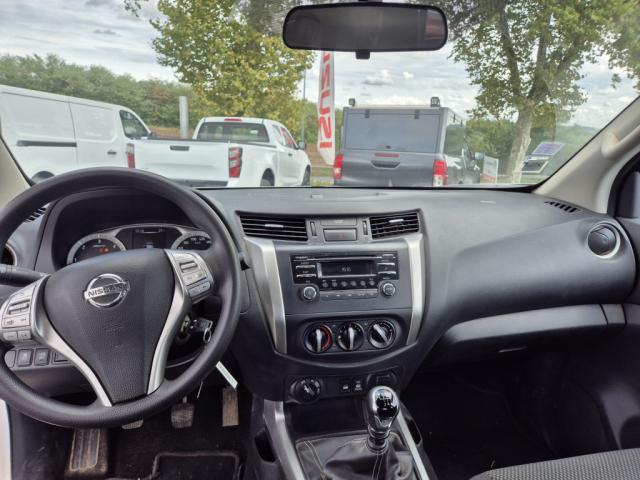 Nissan Navara image 8