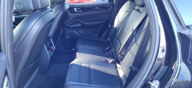 Porsche Cayenne image 7