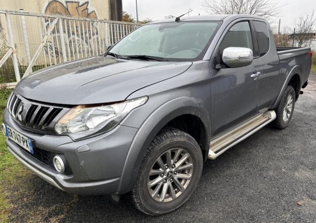 Mitsubishi L200 image 2