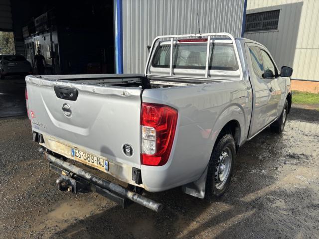Nissan Navara image 1