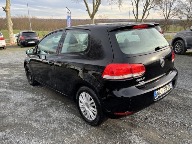 Volkswagen Golf image 6