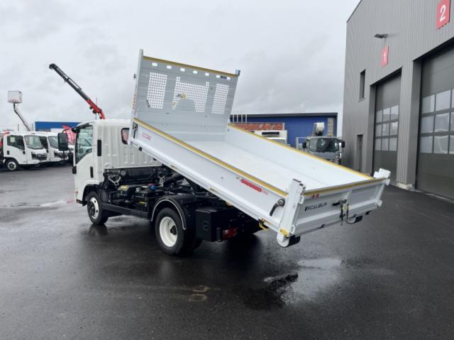 Isuzu M27 image 3