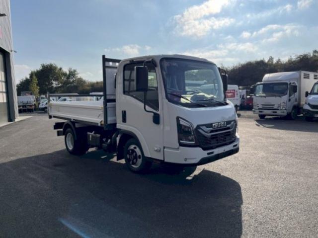 Isuzu M27 image 2