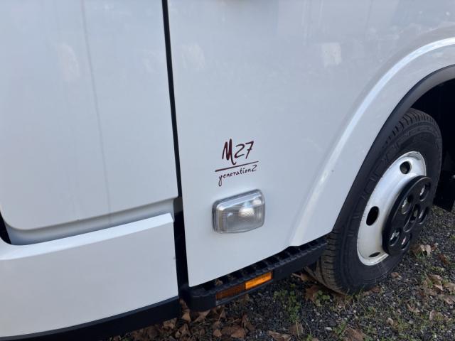 Isuzu M27 image 5