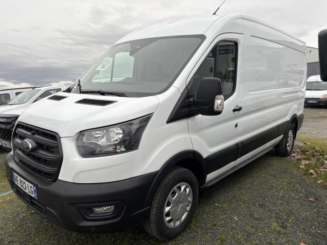 Ford Transit image 9